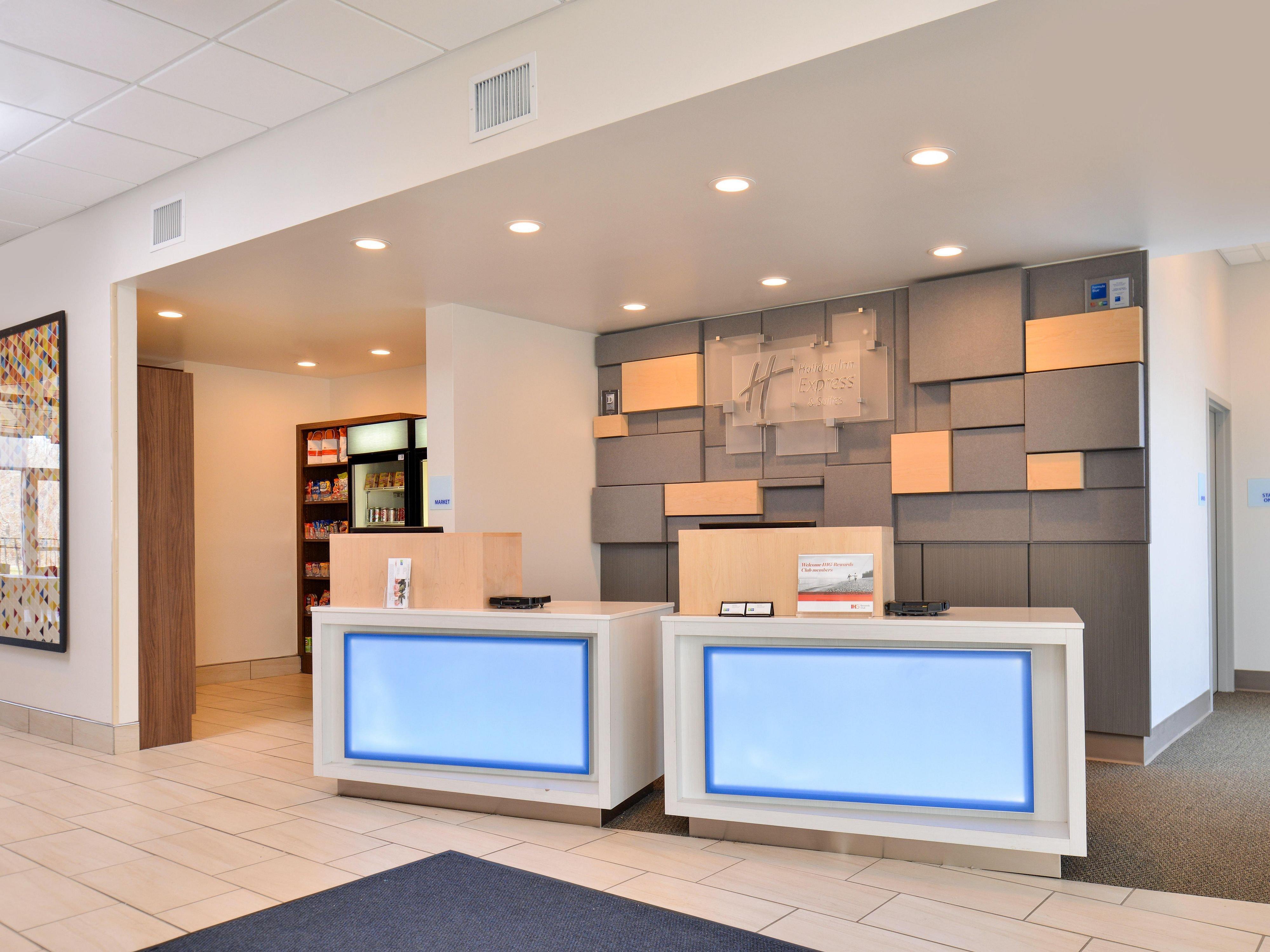 Holiday Inn Express & Suites - Brighton South - Us 23 By Ihg Экстерьер фото