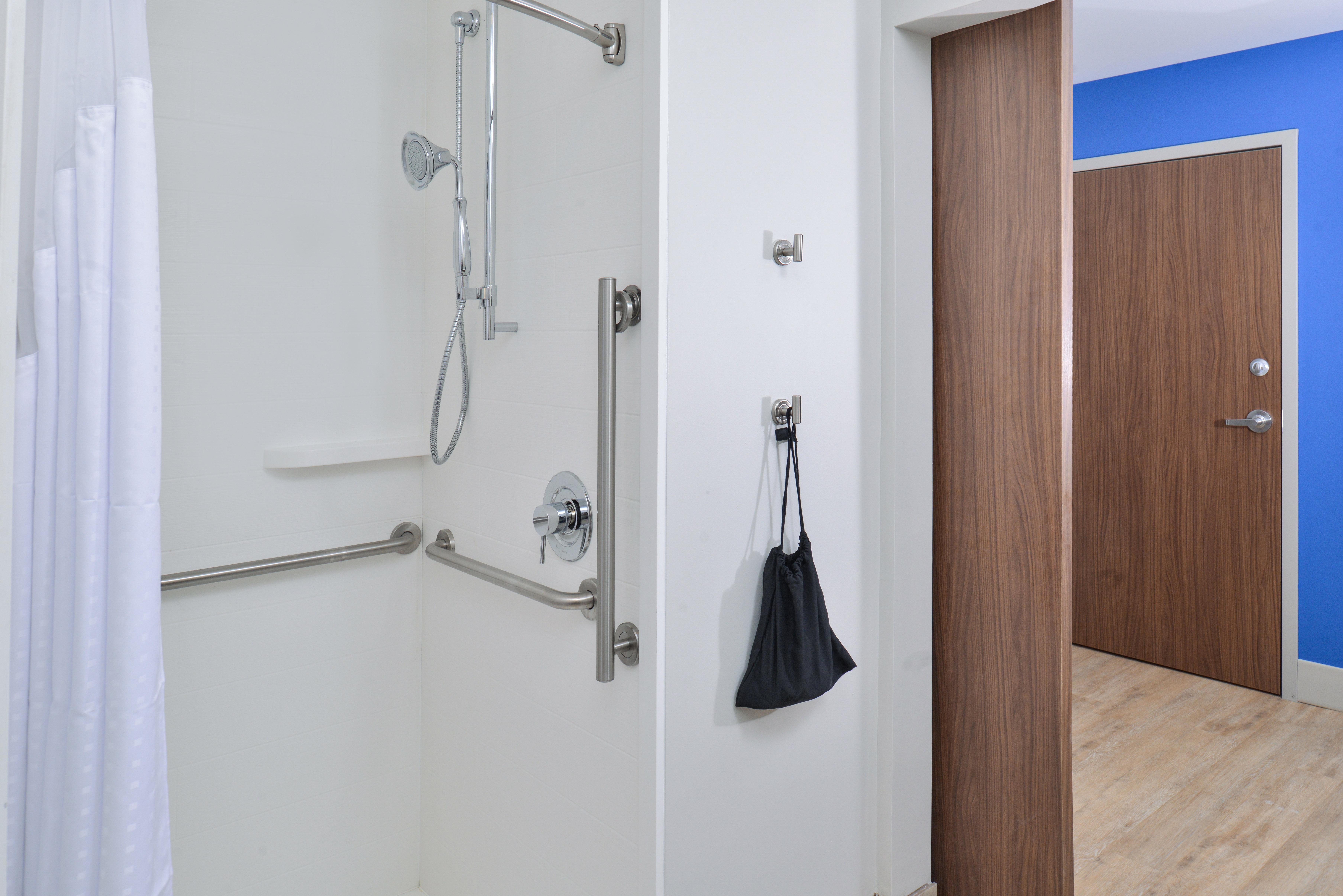 Holiday Inn Express & Suites - Brighton South - Us 23 By Ihg Экстерьер фото